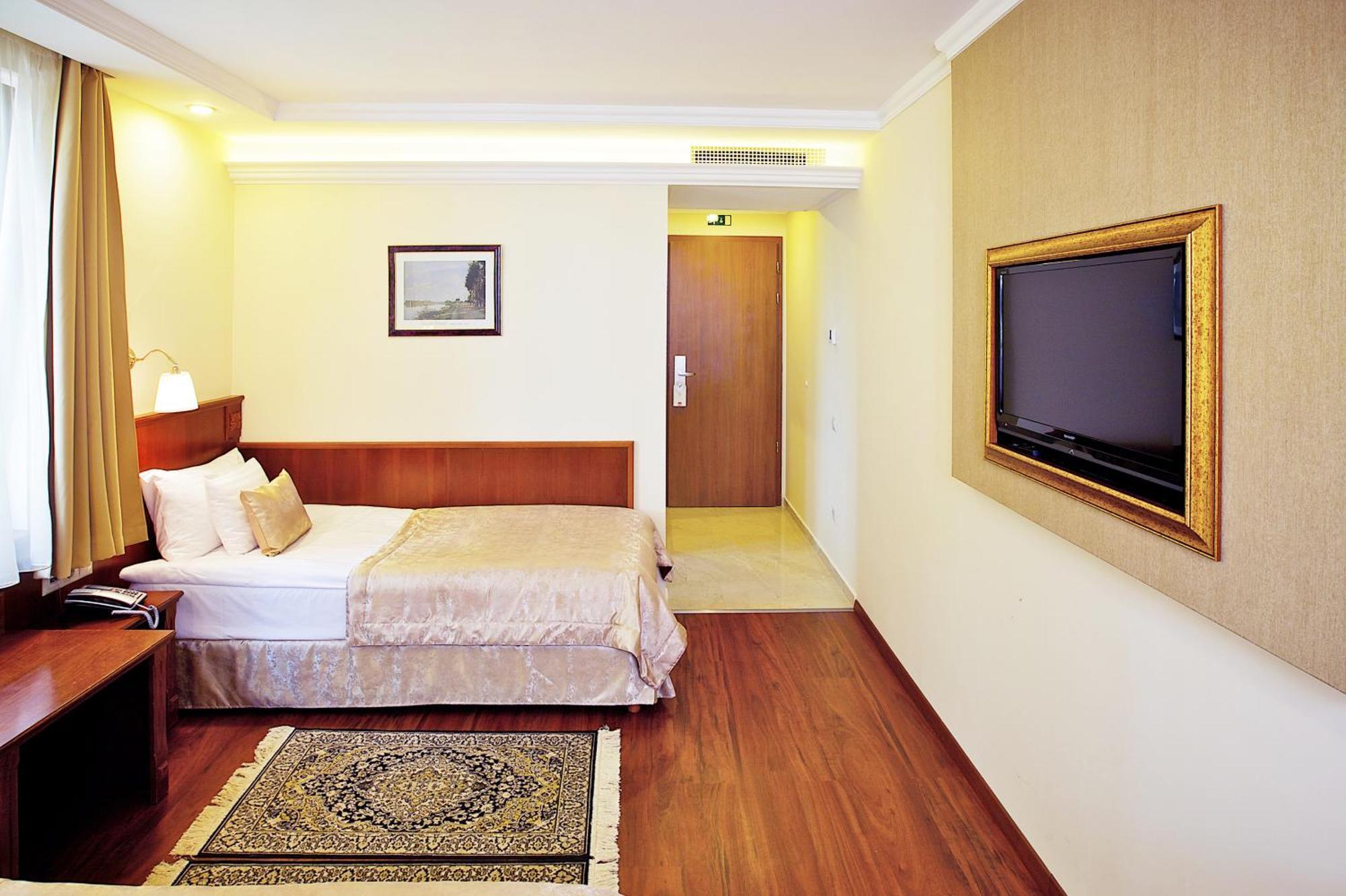 Gold Hotel Budapest Budapeste Quarto foto