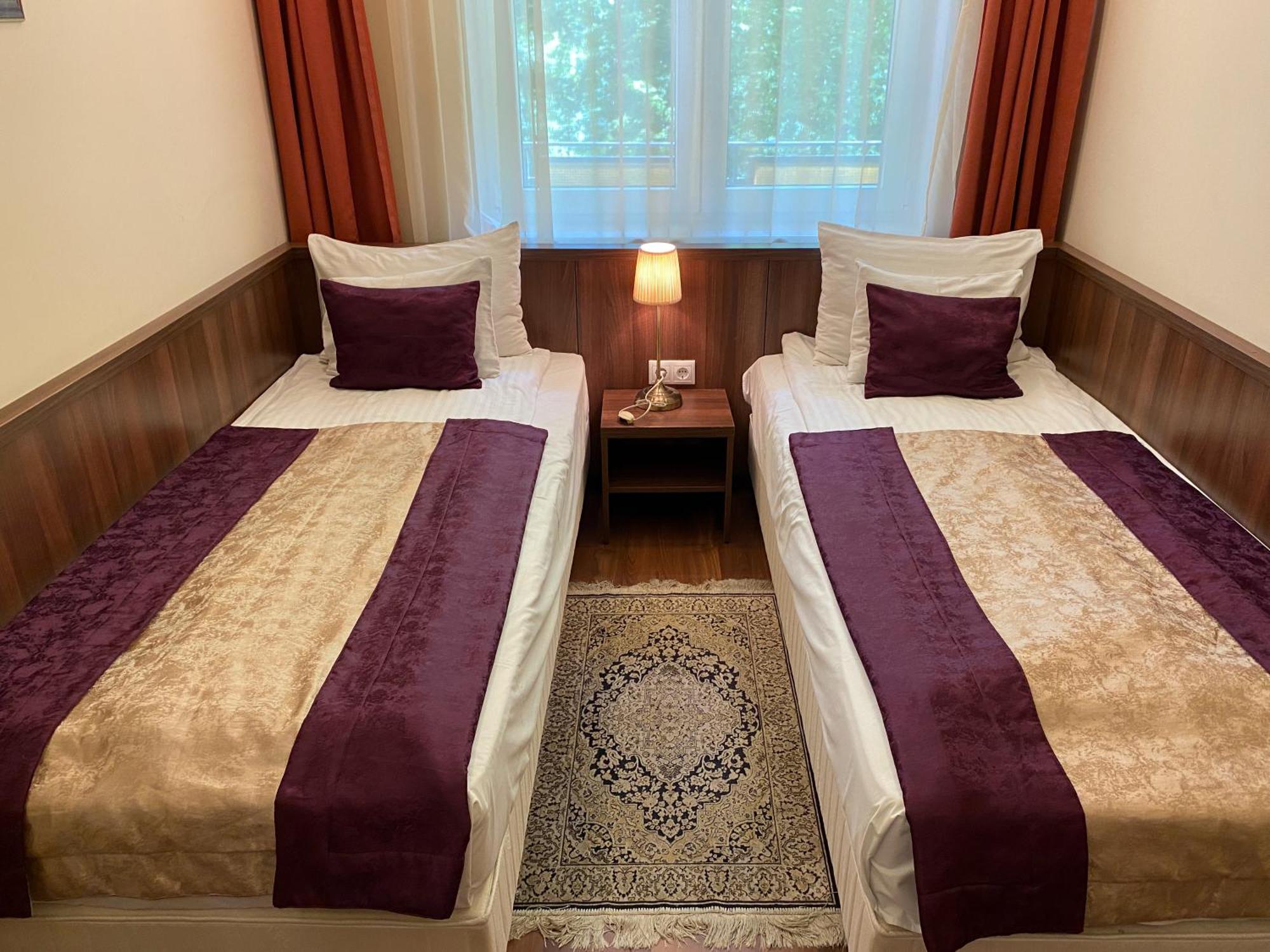 Gold Hotel Budapest Budapeste Quarto foto