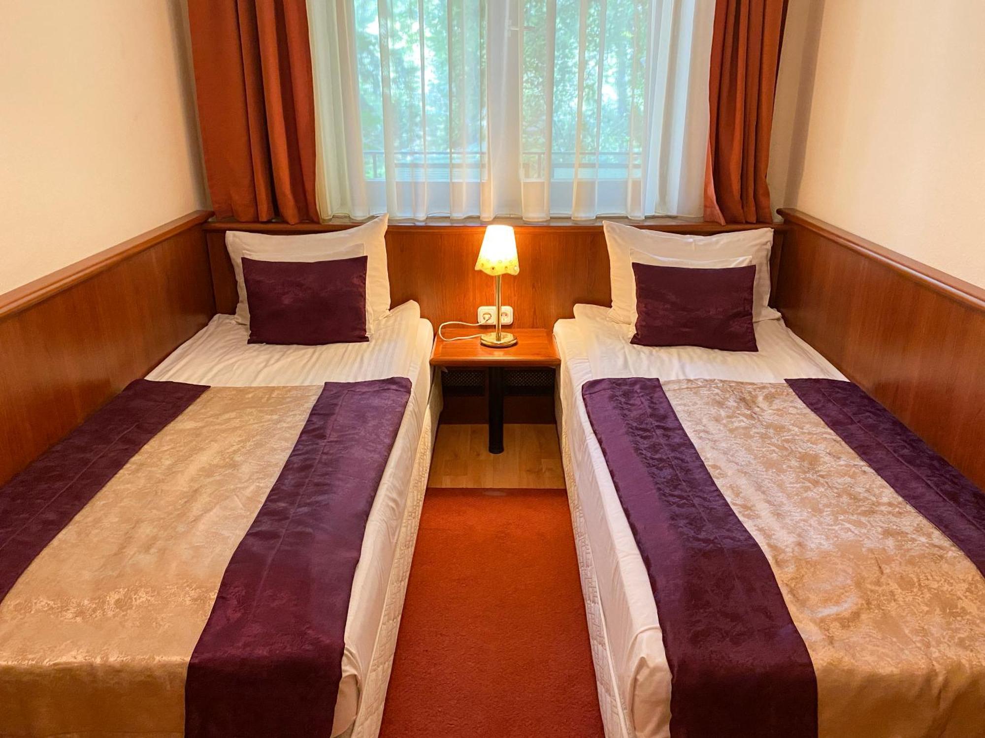 Gold Hotel Budapest Budapeste Quarto foto